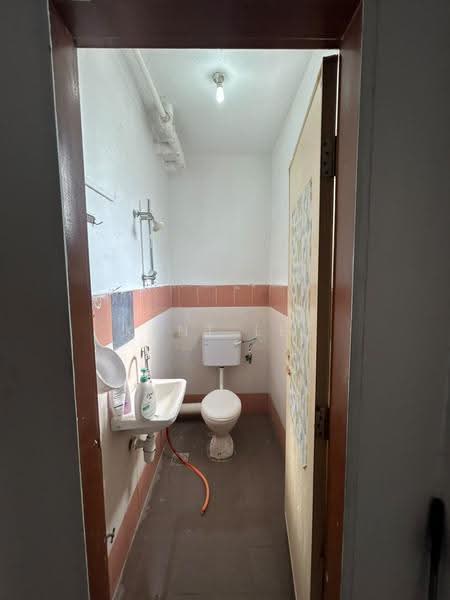 Apartment for Rent at Mentari Court - Kent Lee - Bathroom - PropertyGuru.com.my