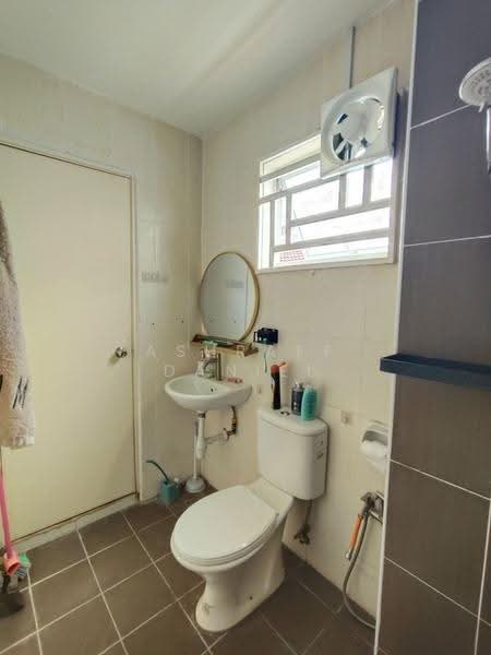 2-storey Terraced House for Sale in Bukit Bandaraya (Shah Alam) - Ashraff Daniel - Bathroom - PropertyGuru.com.my