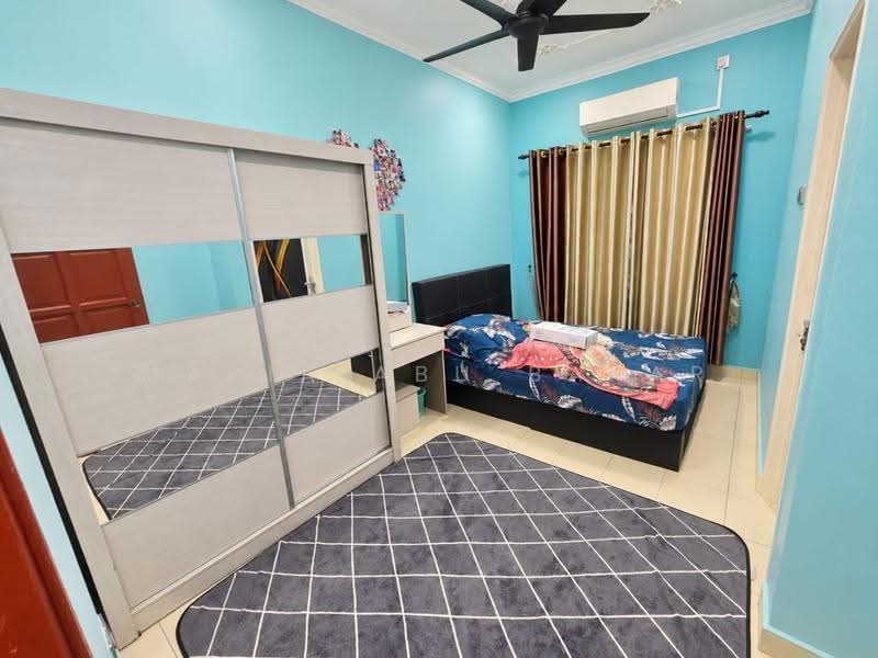 2-storey Terraced House for Rent in Seksyen 7 (Shah Alam) - Maria Abu Bakar - Bedroom - PropertyGuru.com.my