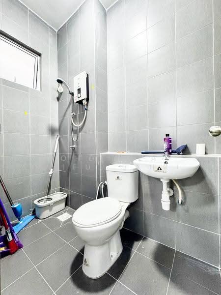 Apartment for Rent at Idaman Abadi - Mohd Aizat Saiful Bahri - Bathroom - PropertyGuru.com.my