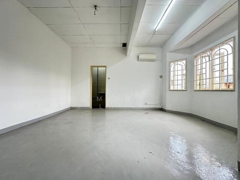 2-storey Terraced House for Sale in Seksyen 7 (Shah Alam) - Muhd Khairulnawawi Kamaruddin - Bathroom - PropertyGuru.com.my