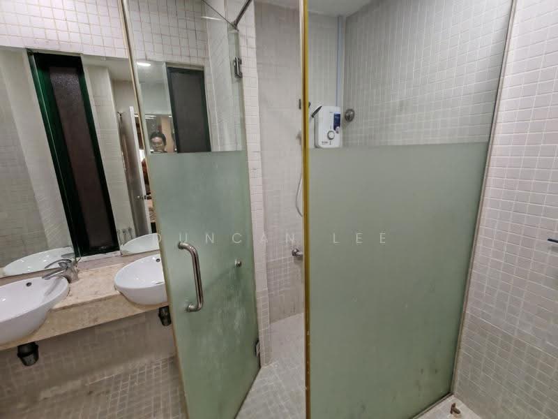 Condominium for Rent at 10 Semantan Suites - Duncan Lee - Bathroom - PropertyGuru.com.my