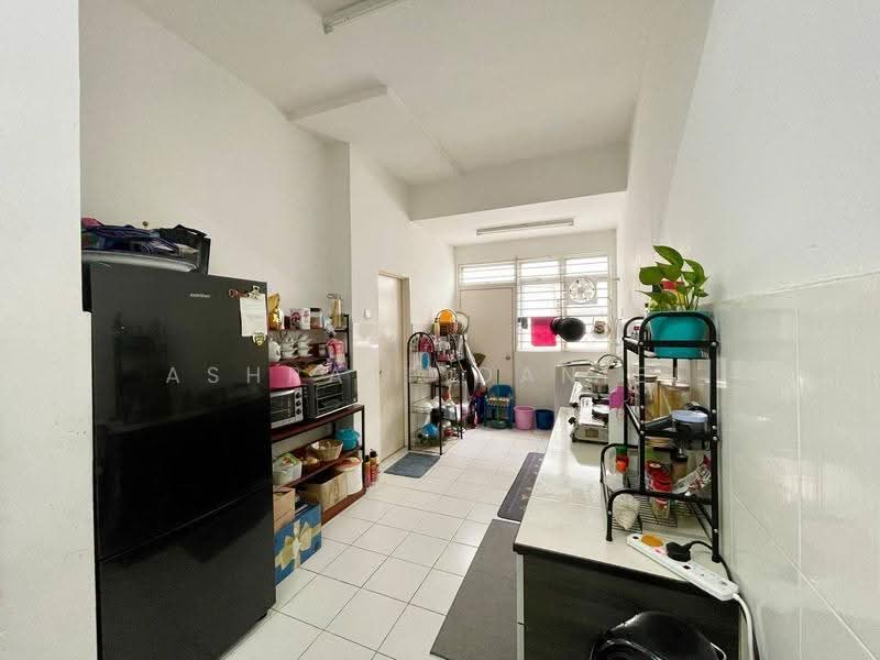 Terraced House for Sale in Taman Dato Demang (Seri Kembangan) - Ashraff Daniel - PropertyGuru.com.my