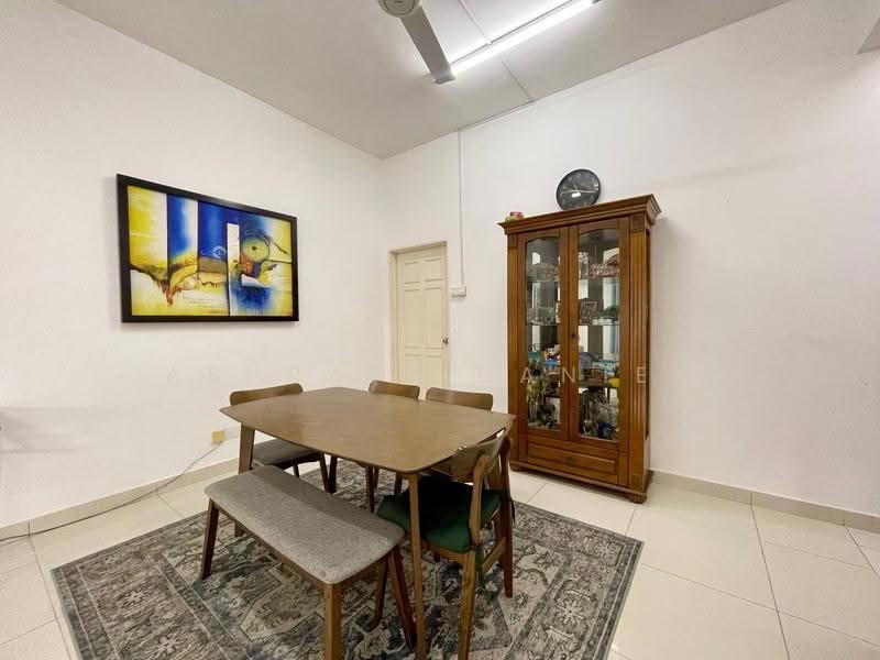Terraced House for Sale in Taman Dato Demang (Seri Kembangan) - Ashraff Daniel - PropertyGuru.com.my