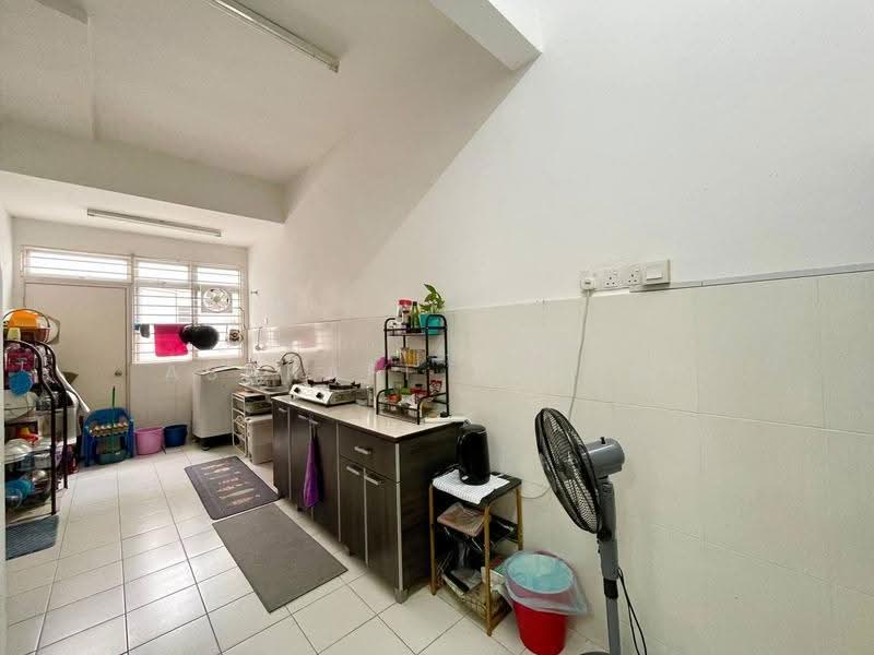 Terraced House for Sale in Taman Dato Demang (Seri Kembangan) - Ashraff Daniel - PropertyGuru.com.my