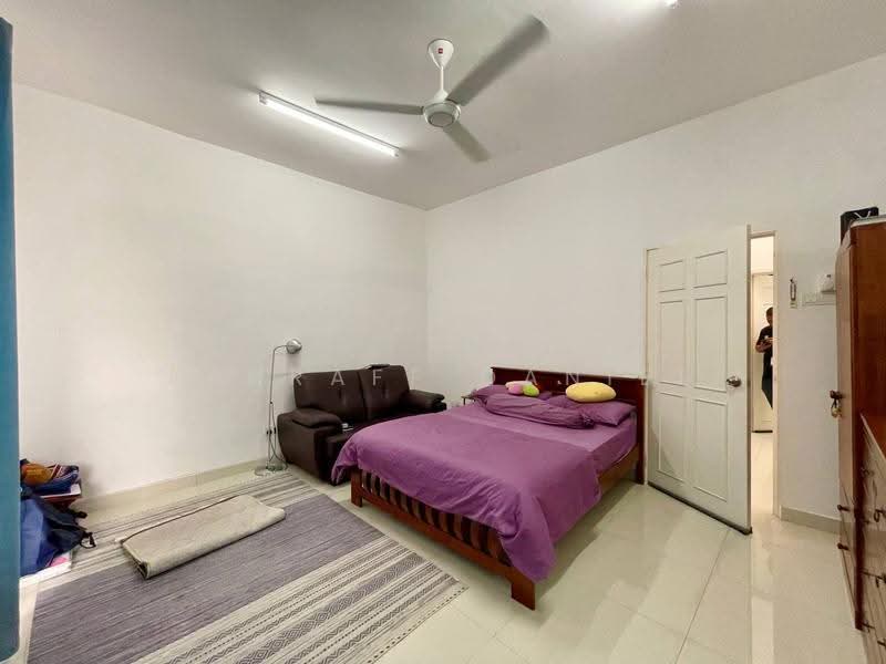 Terraced House for Sale in Taman Dato Demang (Seri Kembangan) - Ashraff Daniel - PropertyGuru.com.my