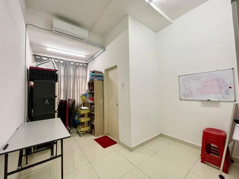 Terraced House for Sale in Taman Dato Demang (Seri Kembangan) - Ashraff Daniel - PropertyGuru.com.my