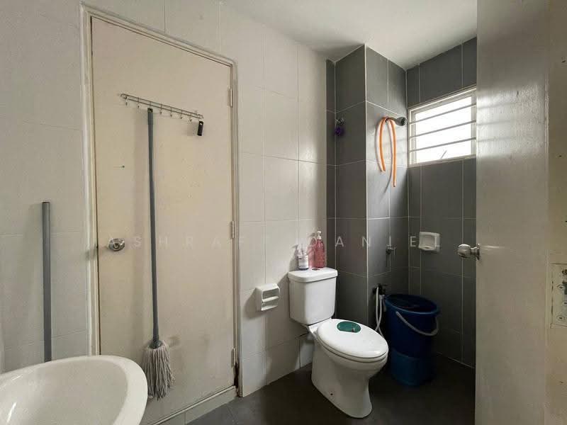 Terraced House for Sale in Taman Dato Demang (Seri Kembangan) - Ashraff Daniel - PropertyGuru.com.my