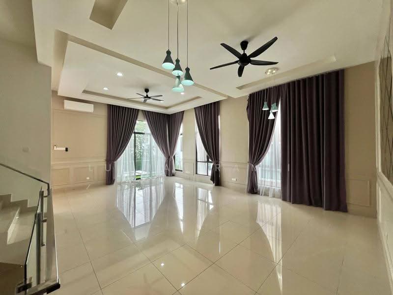 Semi-Detached House for Sale in Taman Melawati (Ulu Kelang) - Luqman Ramli - Living Room - PropertyGuru.com.my