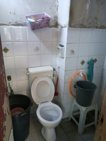 Apartment for Sale at Taman Sri Sentosa - M. Sundram - Bathroom - PropertyGuru.com.my