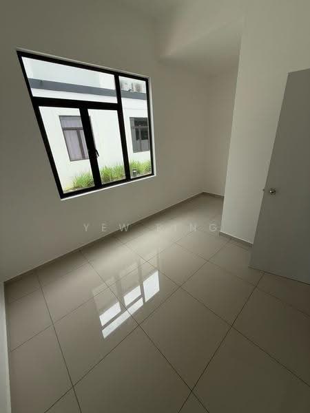 Rumah Teres untuk Dijual di Eco Grandeur (Puncak Alam) - Yew Ping - Interior - PropertyGuru.com.my