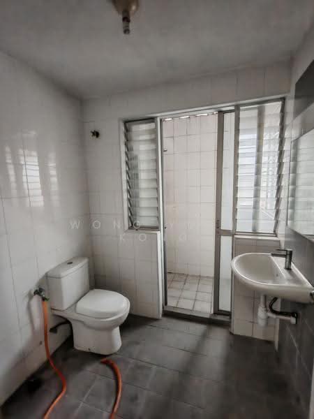 Rumah Teres 2-Tingkat untuk Dijual di Alam Nusantara (Setia Alam) - Wong Yuan Kong - PropertyGuru.com.my