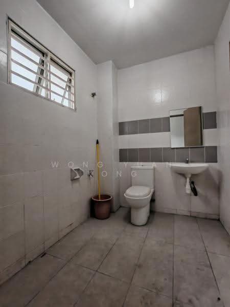Rumah Teres 2-Tingkat untuk Dijual di Alam Nusantara (Setia Alam) - Wong Yuan Kong - PropertyGuru.com.my