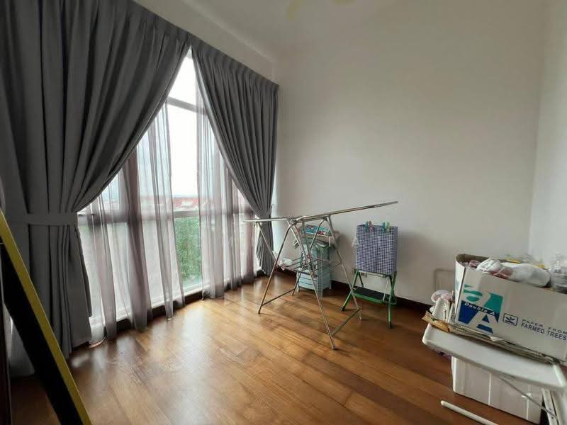 Service Residence for Rent at Paragon Residences @ Straits View - Tommy Tai - Balcony - PropertyGuru.com.my