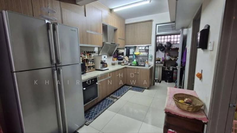 Rumah Teres 2.5-Tingkat untuk Dijual di Seksyen 7 (Shah Alam) - Muhd Khairulnawawi Kamaruddin - Kitchen - PropertyGuru.com.my
