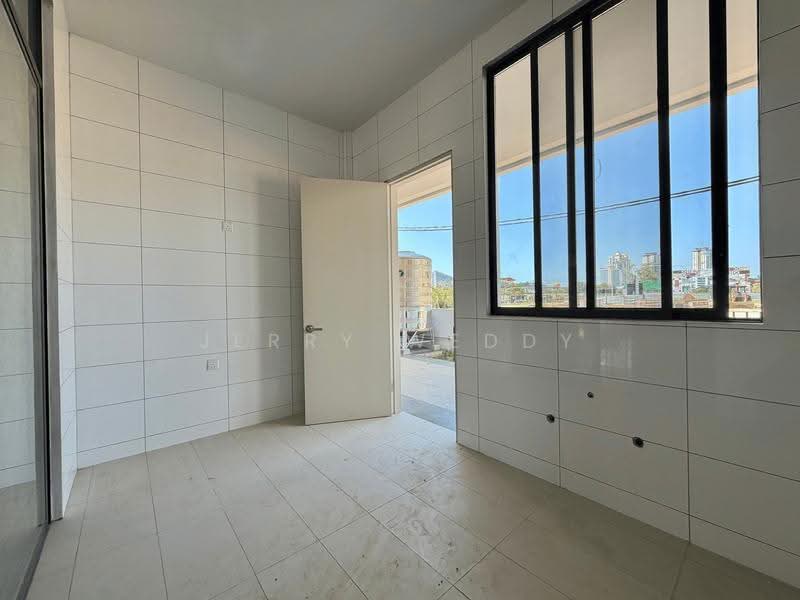 2-storey Terraced House for Sale in Kota Kinabalu (Sabah) - Jerry Weddy - Interior - PropertyGuru.com.my