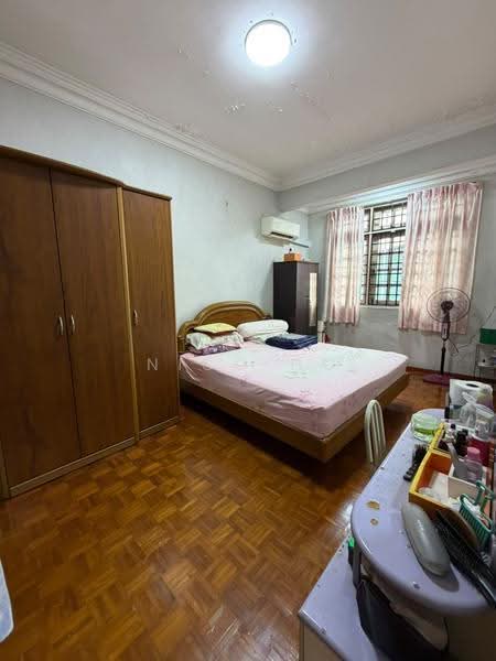 Rumah Teres 2-Tingkat untuk Dijual di Taman Johor Jaya (Johor Bahru) - Nico Ho - Bedroom - PropertyGuru.com.my