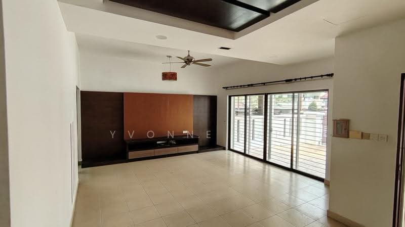 Rumah Teres 3-Tingkat untuk Dijual di Taman Bukit Prima (Cheras) - Yvonne Yap - Living Room - PropertyGuru.com.my