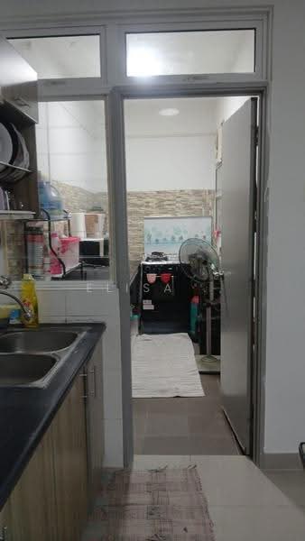 Condominium for Sale at Dwiputra Residences - Elisa . - Kitchen - PropertyGuru.com.my