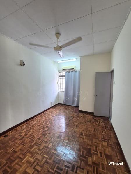 2-storey Terraced House for Sale in Bandar Utama 7 (Bandar Utama) - Dickson Cheong - Bedroom - PropertyGuru.com.my