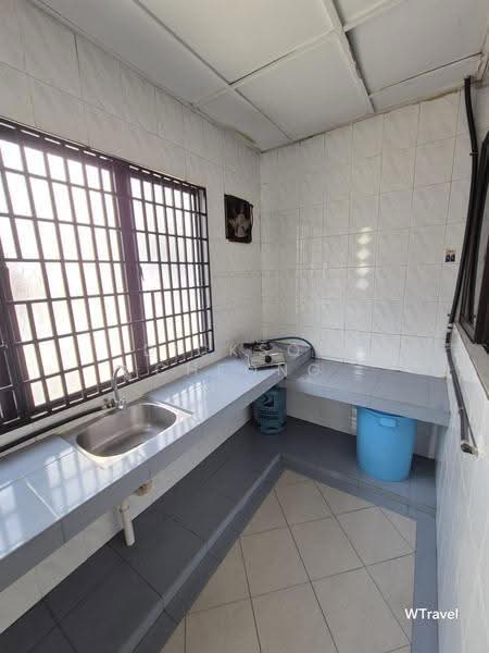 2-storey Terraced House for Sale in Bandar Utama 7 (Bandar Utama) - Dickson Cheong - Kitchen - PropertyGuru.com.my