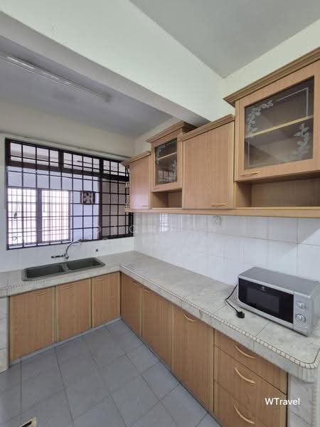 2-storey Terraced House for Sale in Bandar Utama 7 (Bandar Utama) - Dickson Cheong - Kitchen - PropertyGuru.com.my