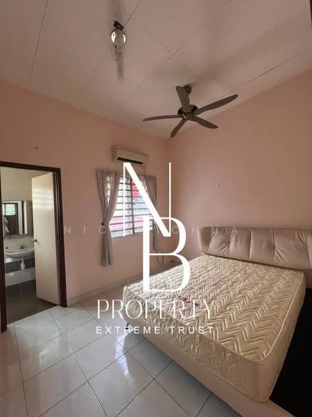 Rumah Teres 2-Tingkat untuk Dijual di Seremban 2 Garden City Homes (Seremban 2) - Nicky Chua - Bedroom - PropertyGuru.com.my