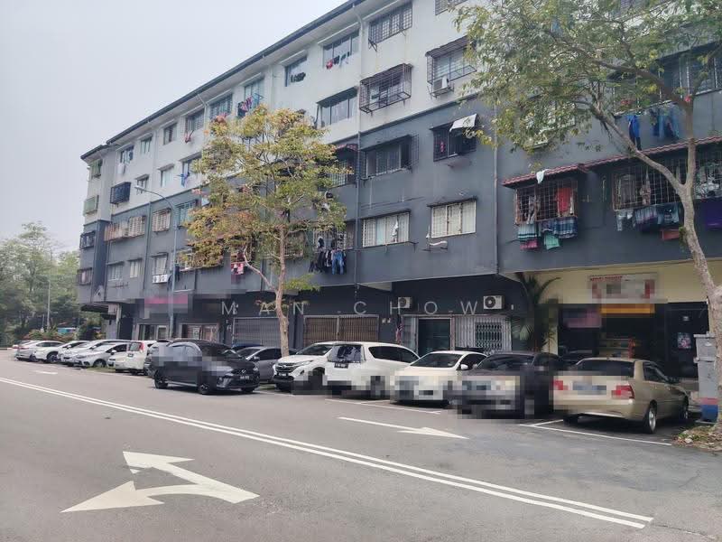 Kedai untuk Disewa di Taman Perindustrian Bukit Serdang (Seri Kembangan) - MAN CHOW - Exterior - PropertyGuru.com.my