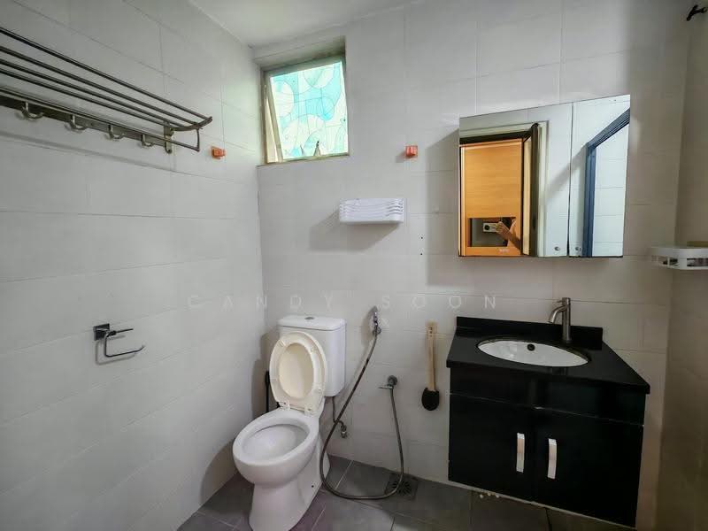 Service Residence for Rent at Park @ One South - Candy Soon - Bathroom - PropertyGuru.com.my