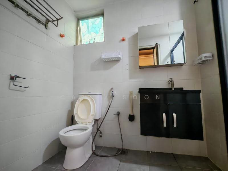 Service Residence for Rent at Park @ One South - Candy Soon - Bathroom - PropertyGuru.com.my