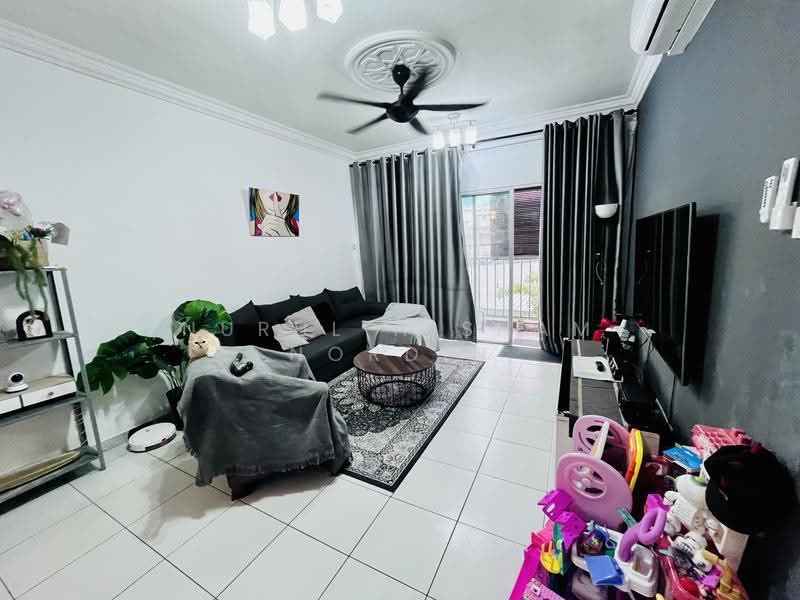 Condominium for Sale at Suria Jelatek - Nurul Hisham Nordin - Living Room - PropertyGuru.com.my