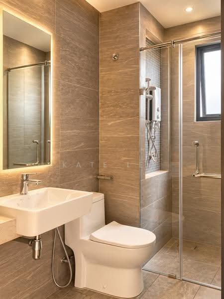 Service Residence for Rent at Gems Residences - Kate Lee - Bathroom - PropertyGuru.com.my
