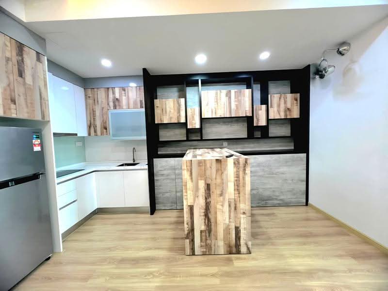 Service Residence for Rent at Tropez Residences - Serene Low - Kitchen - PropertyGuru.com.my