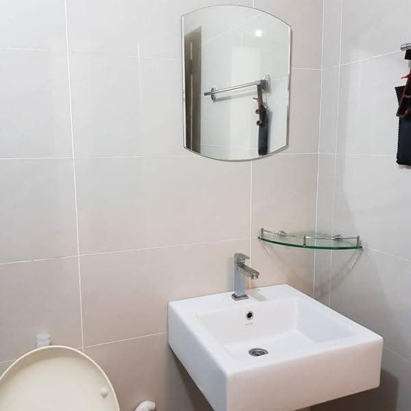 Kondominium untuk Disewa di The Raffles Suites - Sam Yap - Bathroom - PropertyGuru.com.my