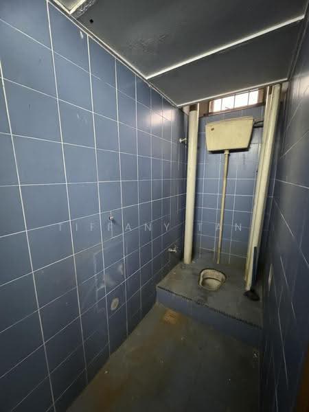 Kedai / Pejabat untuk Disewa di Setapak (Kuala Lumpur) - Tiffany Tan - Bathroom - PropertyGuru.com.my