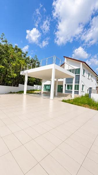 Bungalow House for Sale in Taman Nuri (Durian Tunggal) - Ben - Exterior - PropertyGuru.com.my