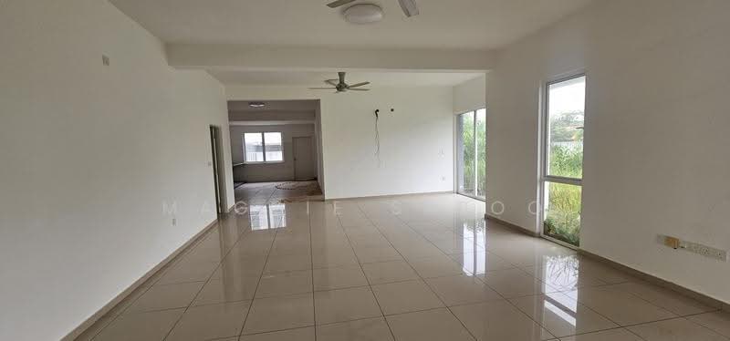 Terraced House for Sale in Bandar Sri Sendayan (Negeri Sembilan) - Maggie Saboo - Living Room - PropertyGuru.com.my