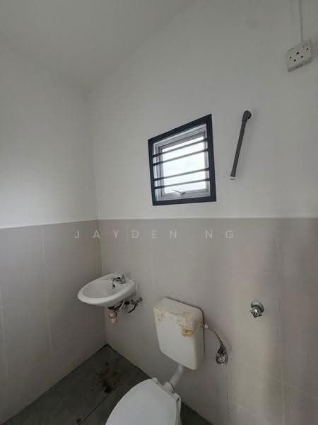 2-storey Terraced House for Sale in Bandar Layangkasa (Pasir Gudang) - Jayden Ng - Bathroom - PropertyGuru.com.my