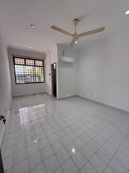 Semi-Detached House for Rent in Taman Megah Ria (Masai) - Calvin Lee - Living Room - PropertyGuru.com.my