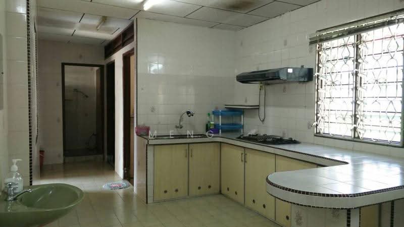 Semi-Detached House for Sale in Pulau Tikus (George Town) - Meng . - Kitchen - PropertyGuru.com.my