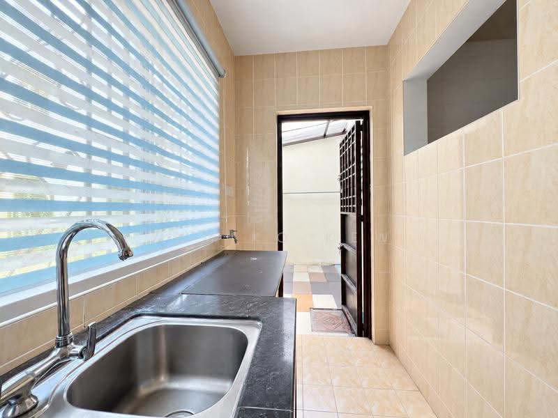 Rumah Teres 2-Tingkat untuk Dijual di Bandar Mahkota Cheras (Cheras) - Yumiko Kew - Kitchen - PropertyGuru.com.my