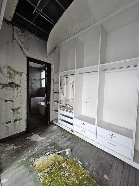 Bungalow House for Sale in Sri Damai (Shah Alam) - Daniel Kok - Bathroom - PropertyGuru.com.my