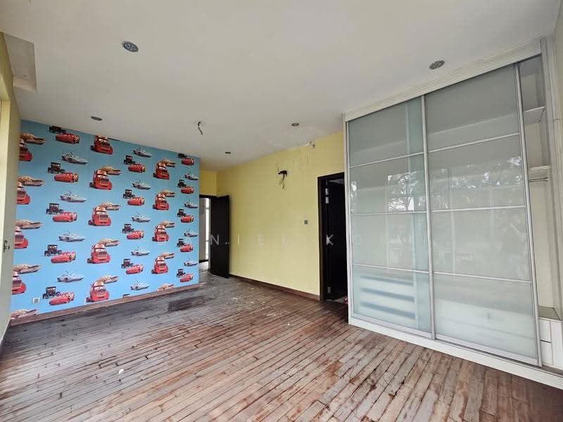 Bungalow House for Sale in Sri Damai (Shah Alam) - Daniel Kok - Bedroom - PropertyGuru.com.my