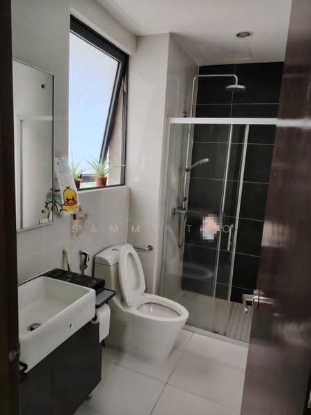 Kondominium untuk Disewa di Amberside @ Country Garden Danga Bay - SAMMY TEO - Bathroom - PropertyGuru.com.my