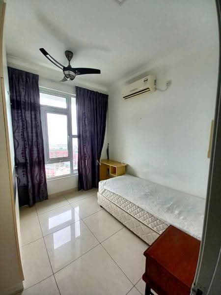 Service Residence for Sale at Pangsapuri Tanah Emas (Golden Sands) - Kevin Chua - Bedroom - PropertyGuru.com.my