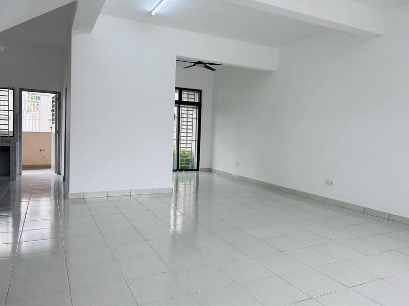 Rumah Teres 2-Tingkat untuk Disewa di Senai (Kulai) - Sam Yap - Living Room - PropertyGuru.com.my