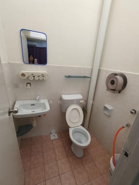 1-storey Terraced House for Rent in Bandar Putra Kulai (Kulai) - Pan Pan - Bathroom - PropertyGuru.com.my