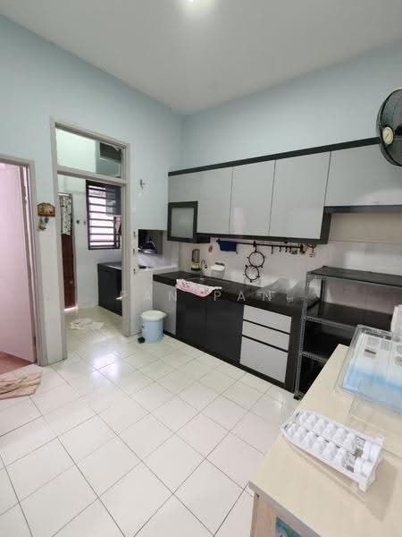 1-storey Terraced House for Rent in Bandar Putra Kulai (Kulai) - Pan Pan - Kitchen - PropertyGuru.com.my
