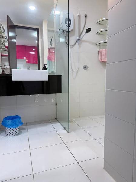 Kediaman Servis untuk Disewa di Trefoil @ Setia City - Abby Woo - Bathroom - PropertyGuru.com.my