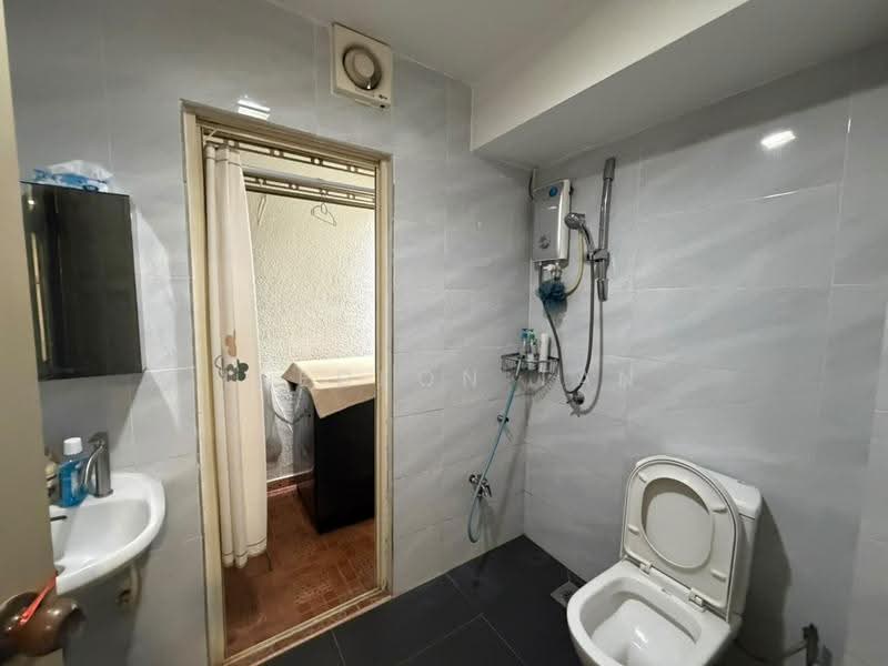 Condominium for Sale at Casa Ria - Leedeon Tan - Bathroom - PropertyGuru.com.my